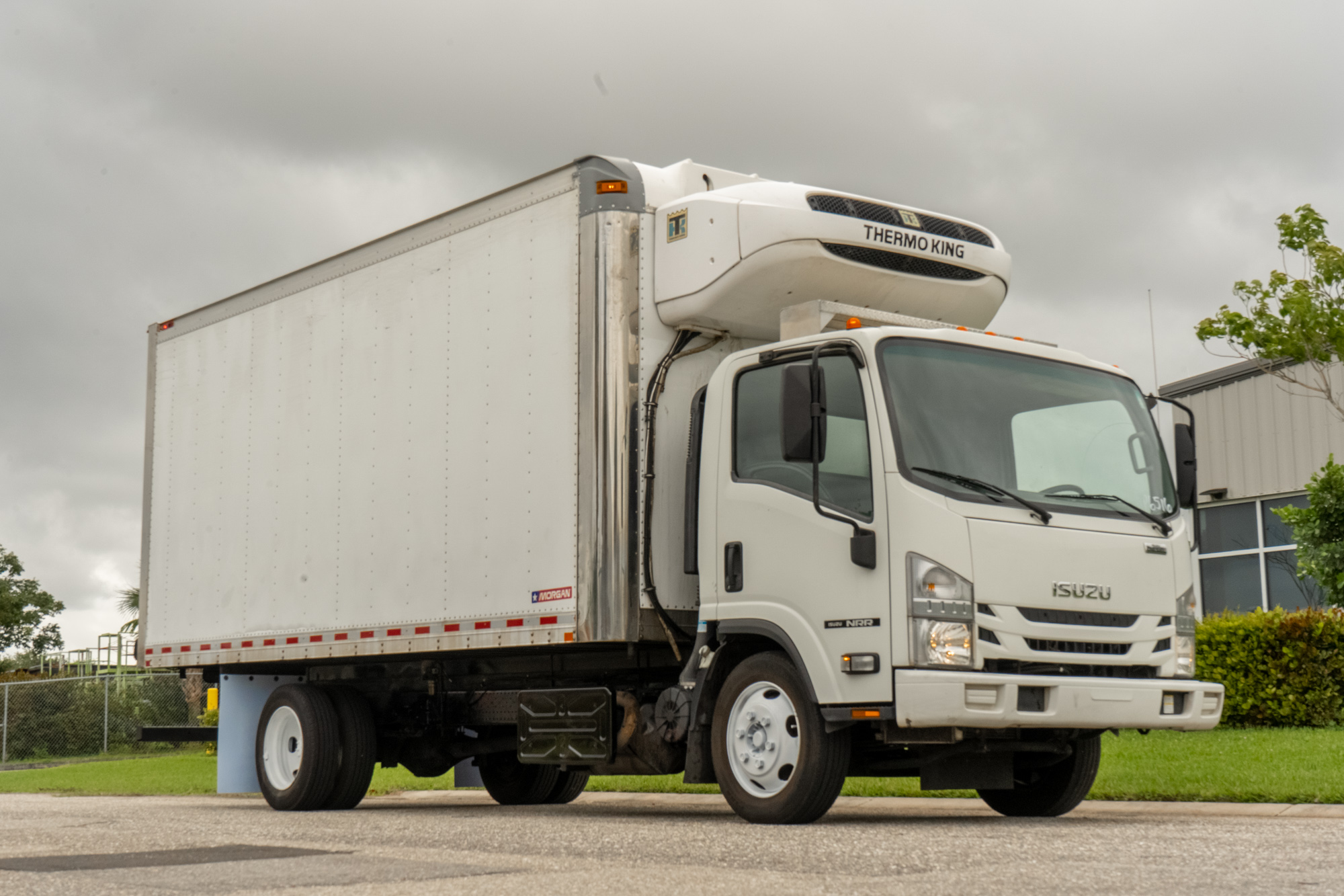 Reefer Truck for temperature-controlled transport dispatch services